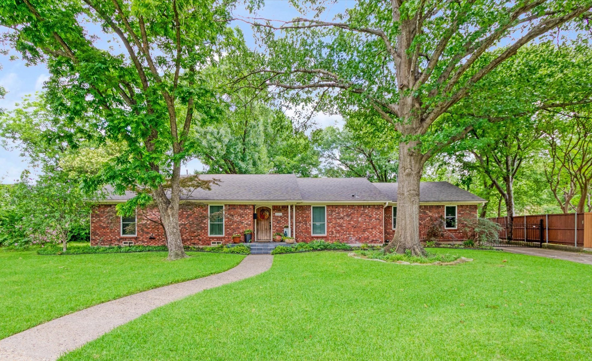 9902 Galway Drive Dallas TX 75218