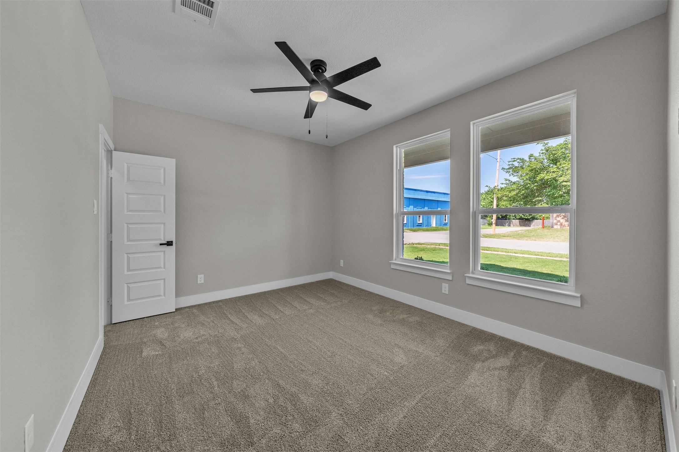 225 NW 16th Street Grand Prairie TX 75050