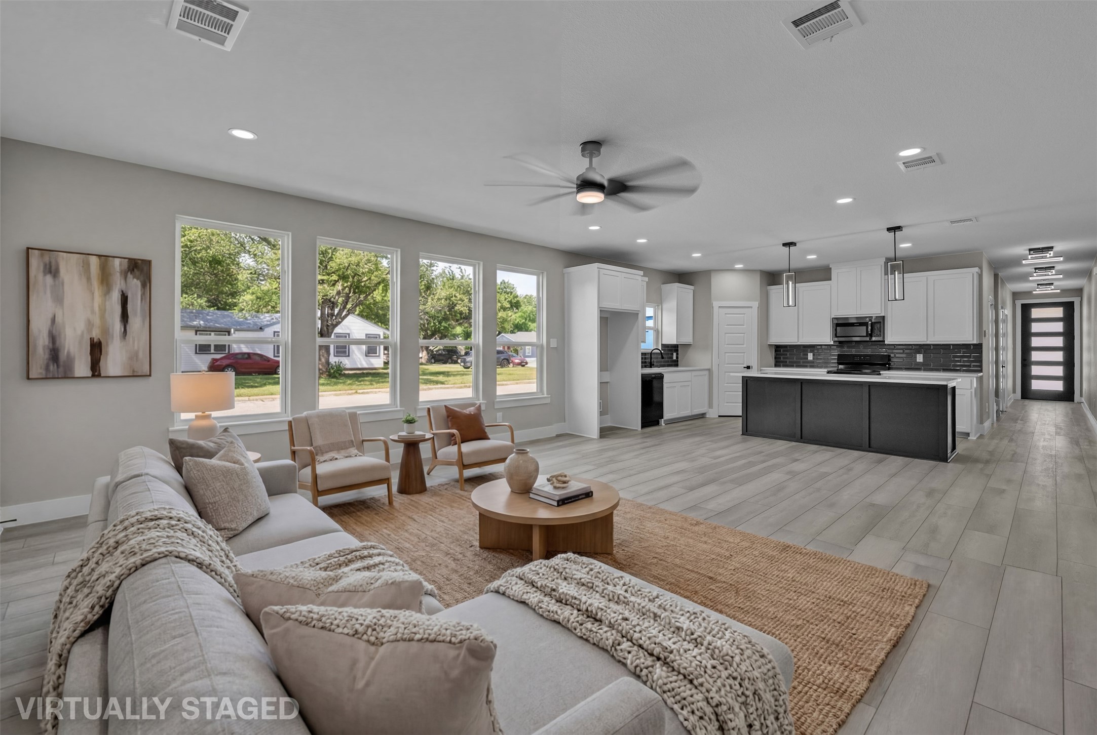 225 NW 16th Street Grand Prairie TX 75050