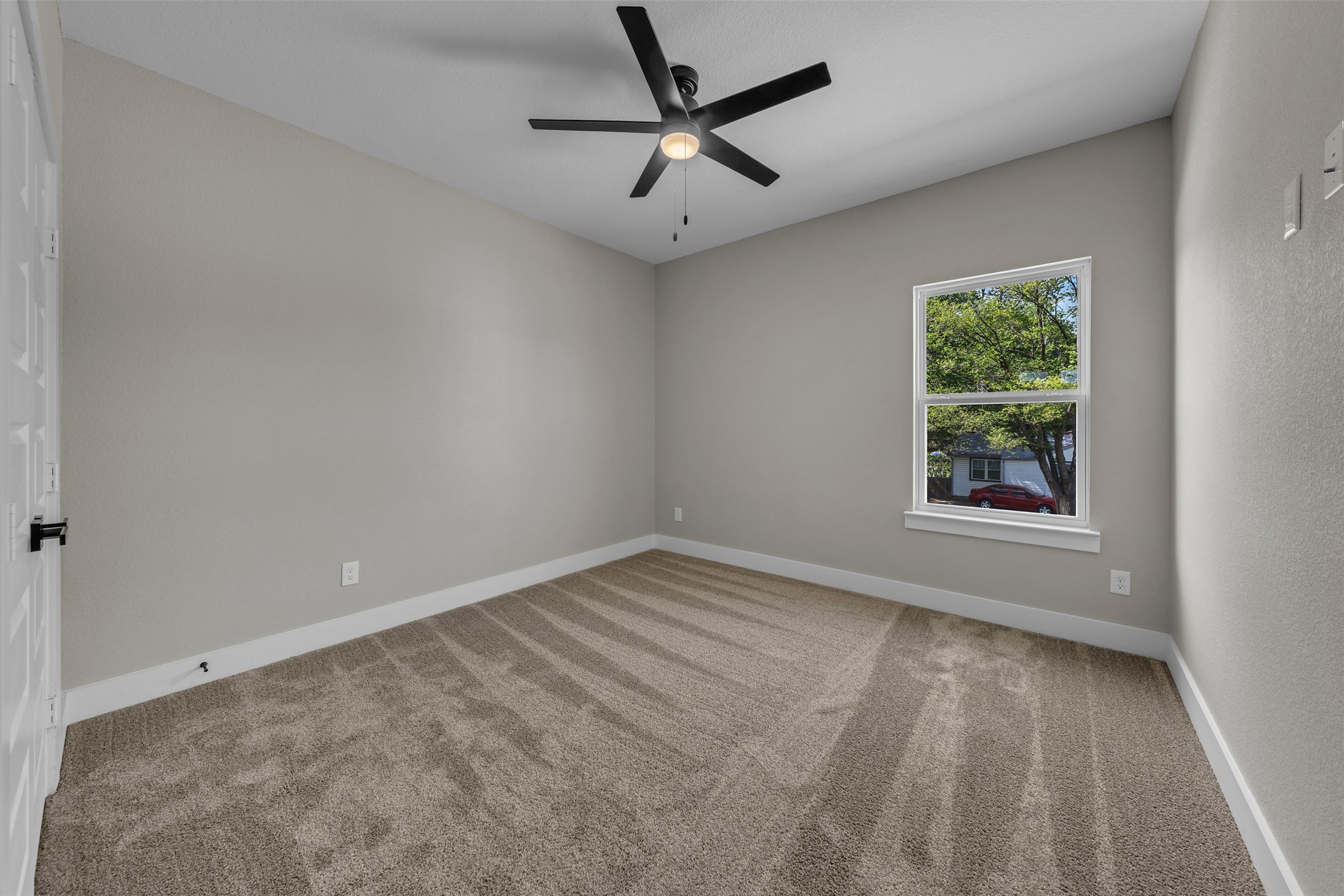 225 NW 16th Street Grand Prairie TX 75050