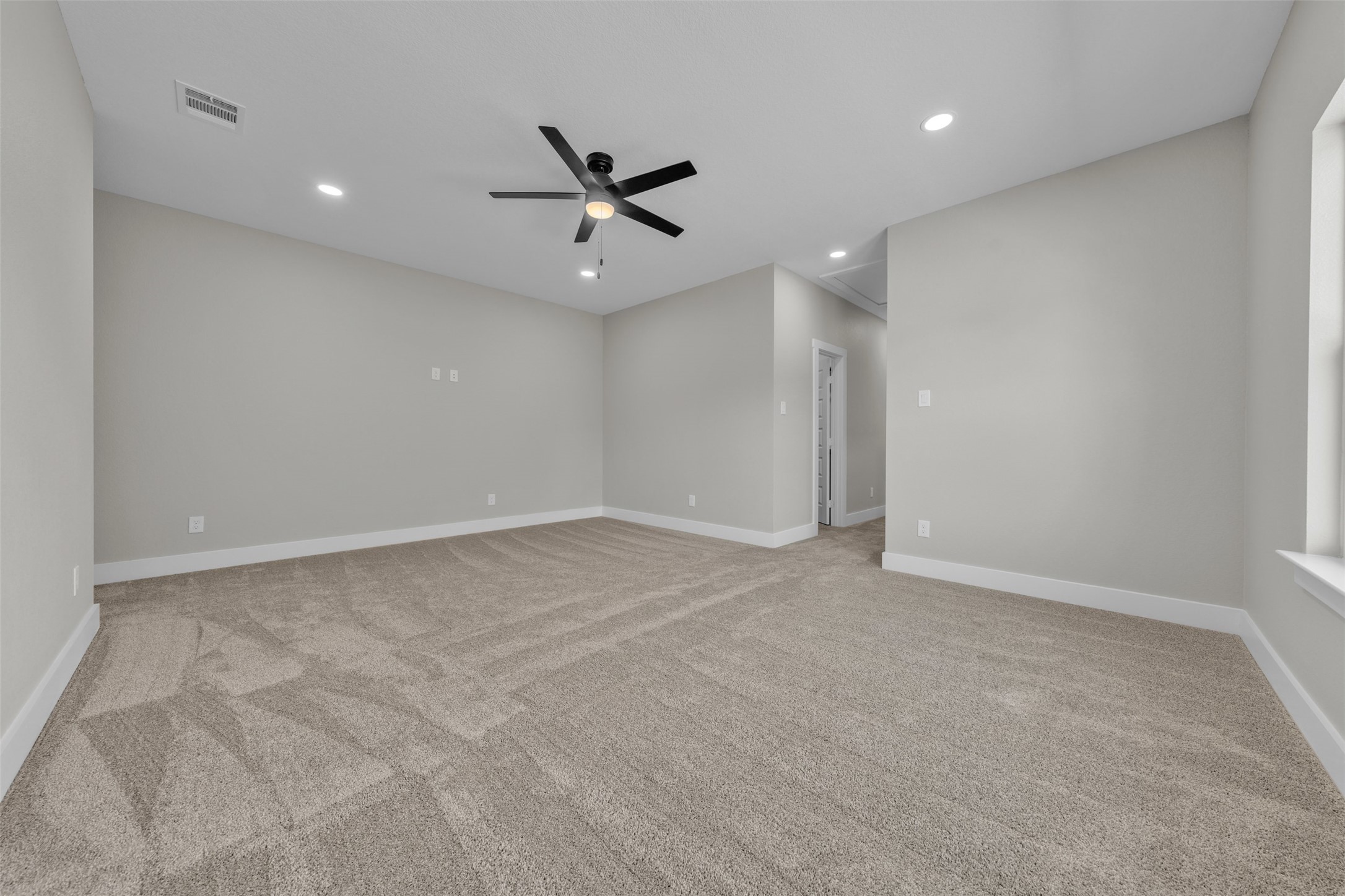 225 NW 16th Street Grand Prairie TX 75050