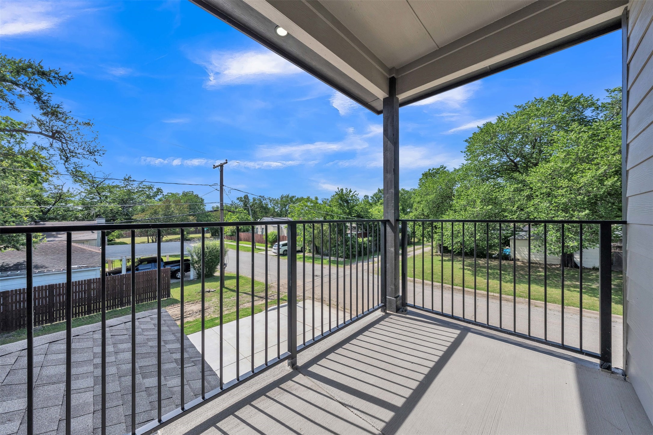 225 NW 16th Street Grand Prairie TX 75050