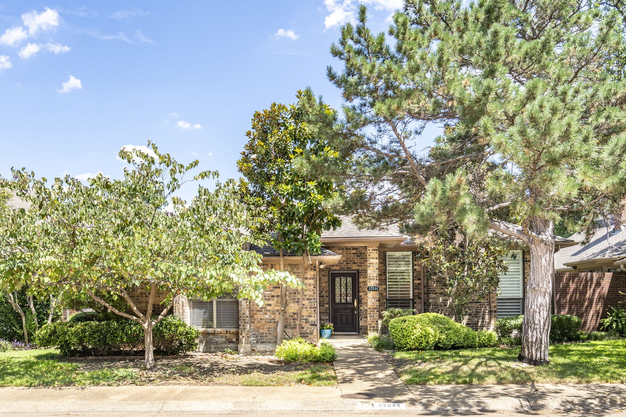17644 Windflower Way Dallas TX 75252