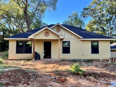 110 Buchanan Street Whitesboro TX 76273