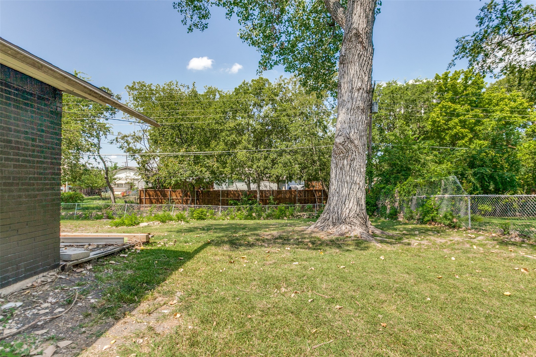 303 N Cottonwood Drive Richardson TX 75080
