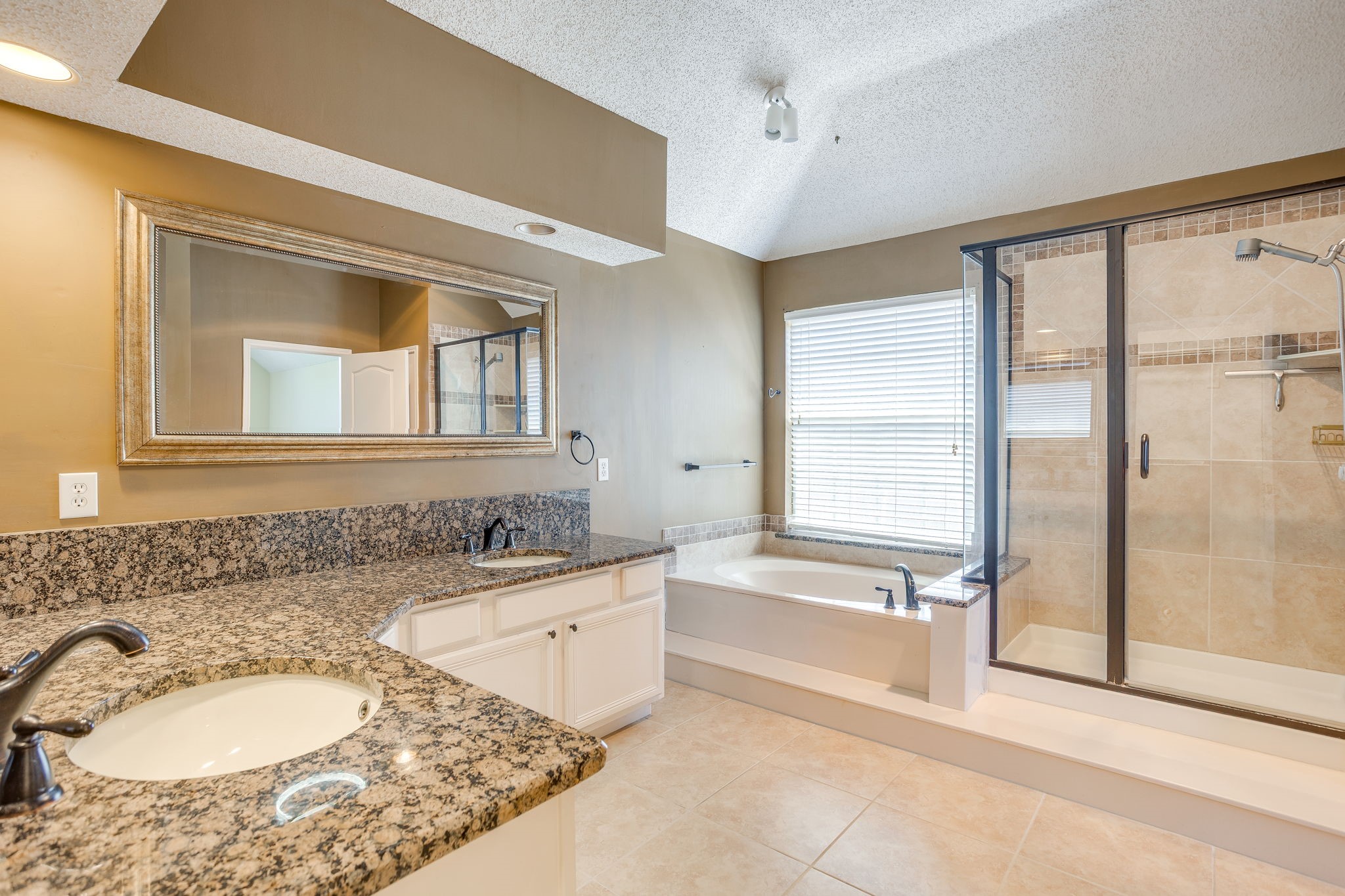 7501 Amhurst Circle Fort Worth TX 76132
