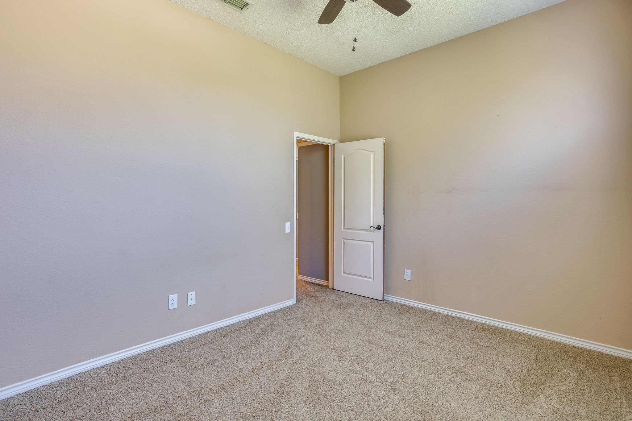 7501 Amhurst Circle Fort Worth TX 76132