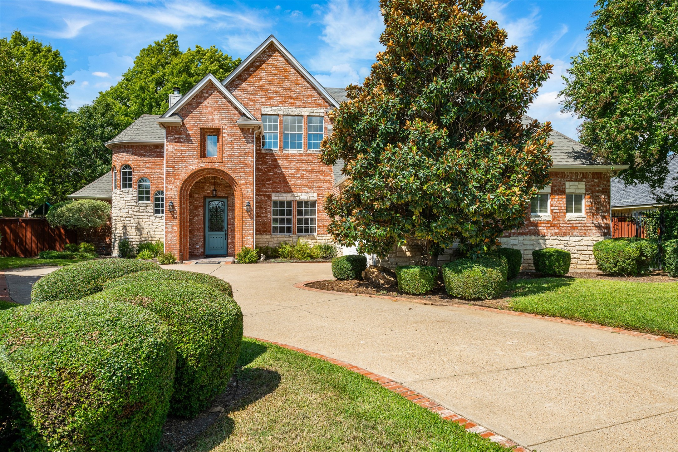 3807 Blue Forest Drive Arlington TX 76001