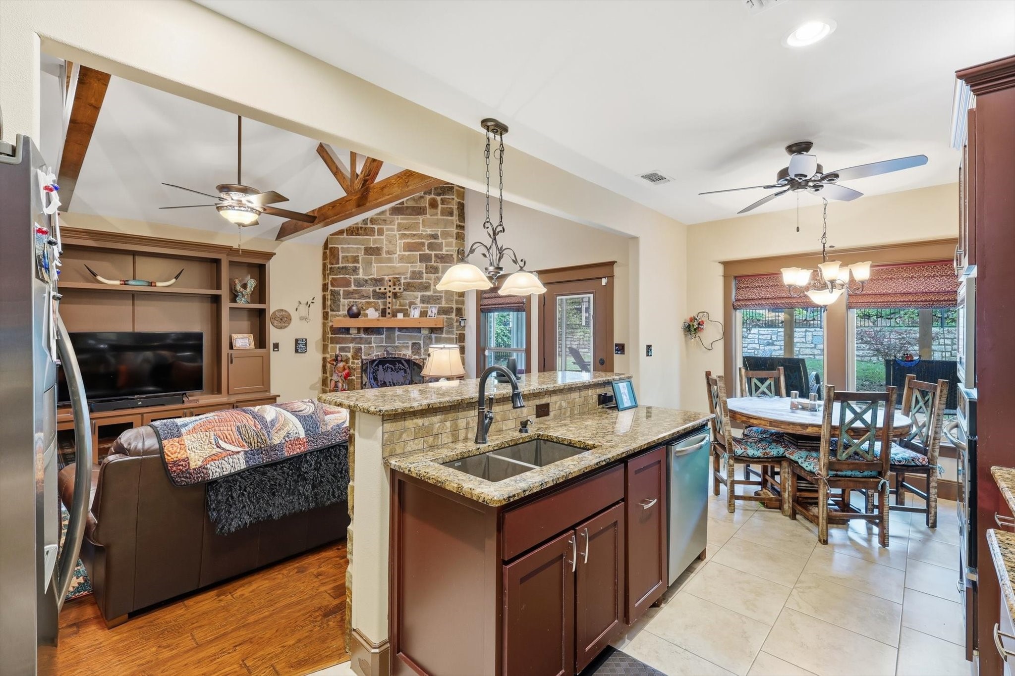 365 Dublin Circle Gordonville TX 76245