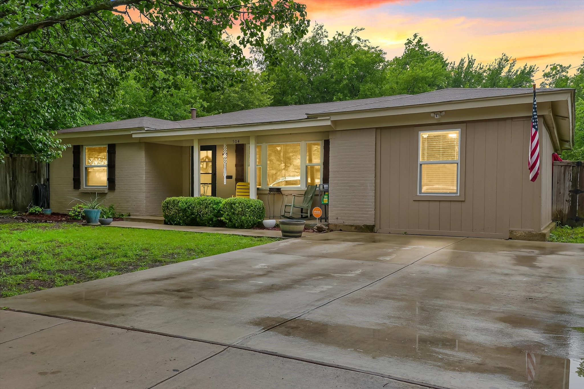 504 Parkside Drive White Settlement TX 76108