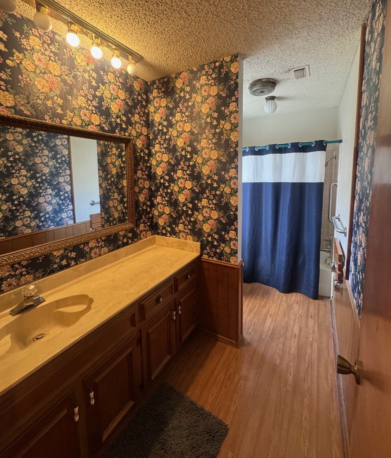 3904 Cimmaron Trail De Cordova TX 76049