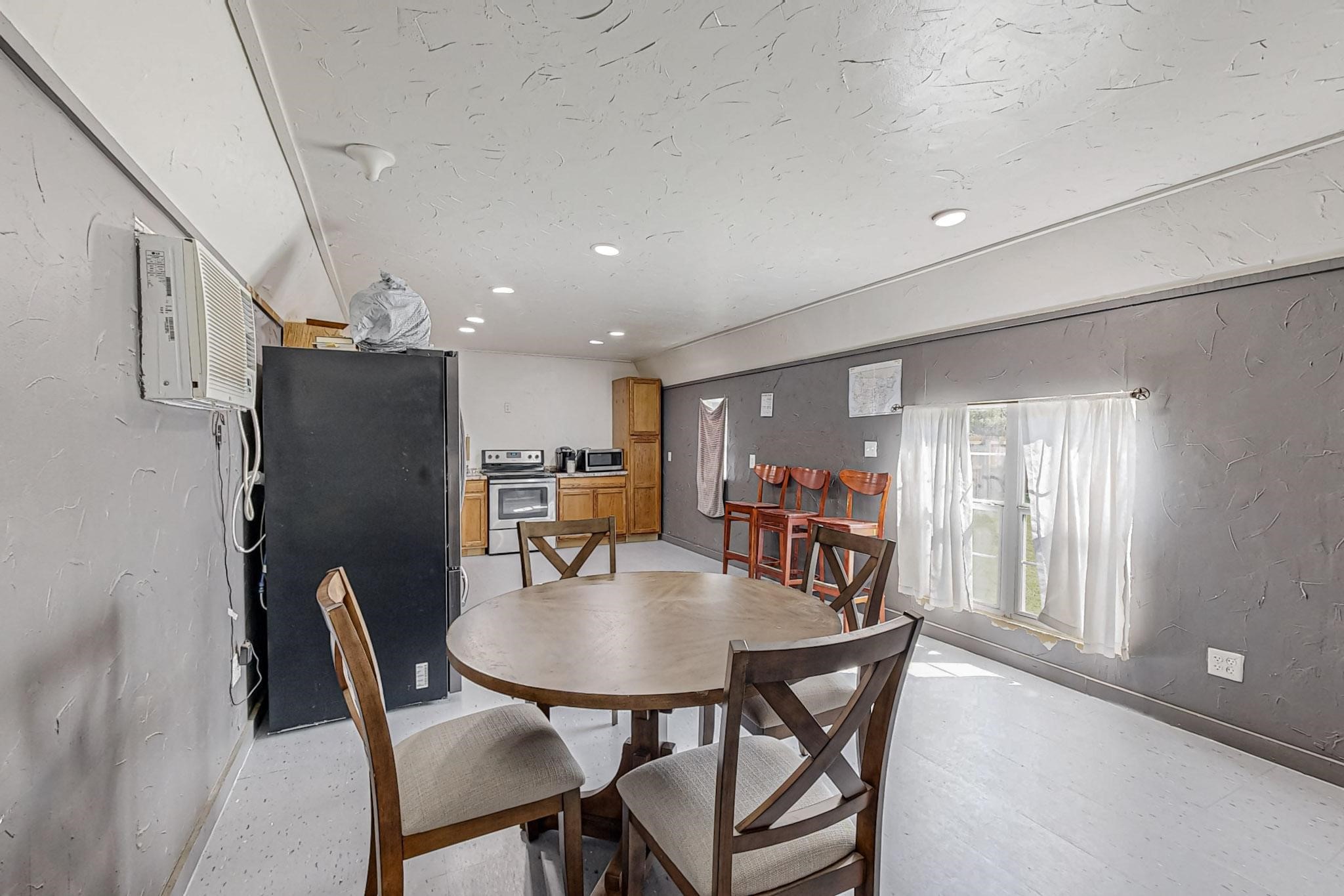 325 Teakwood Avenue Streetman TX 75859