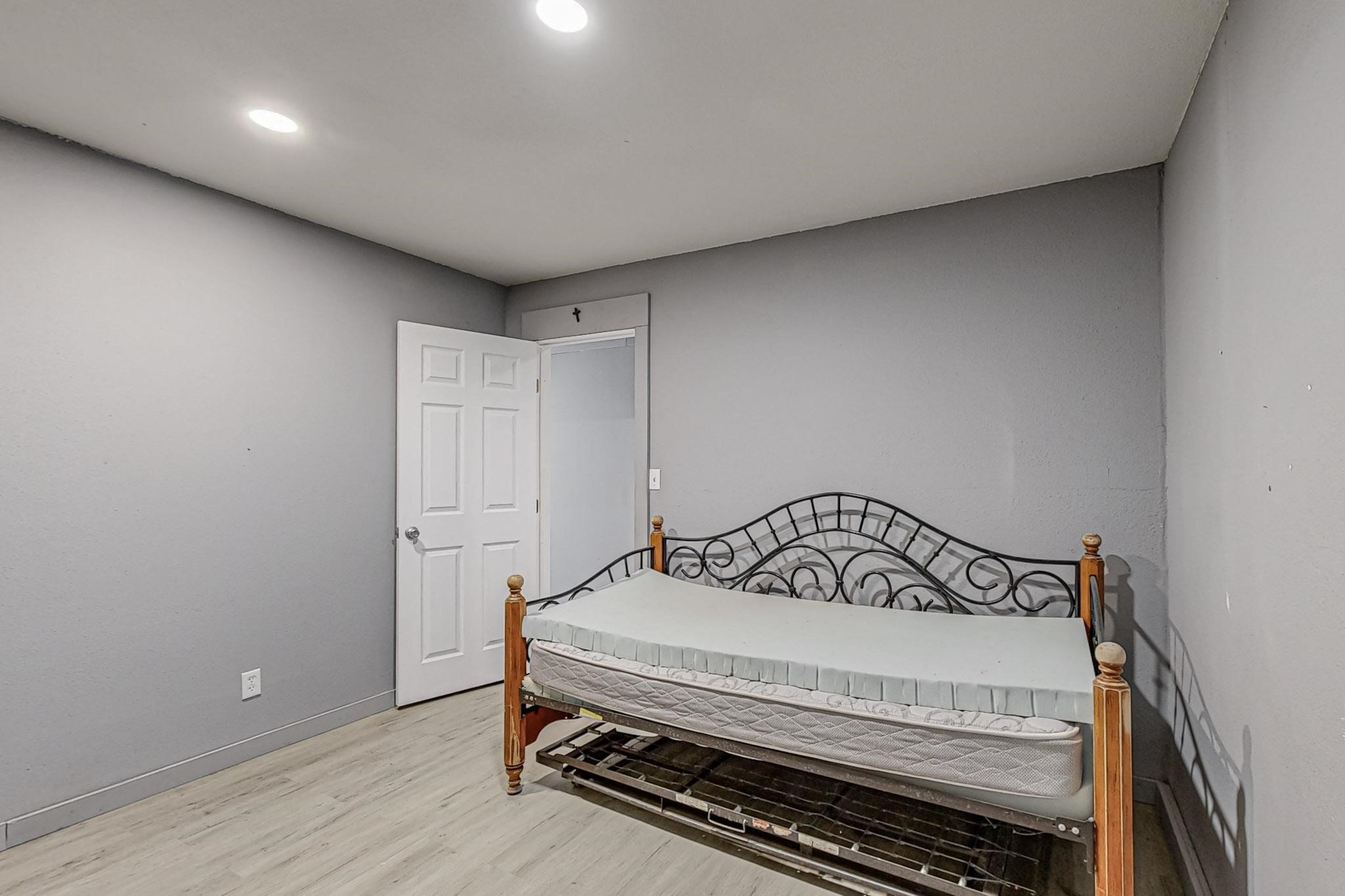 325 Teakwood Avenue Streetman TX 75859