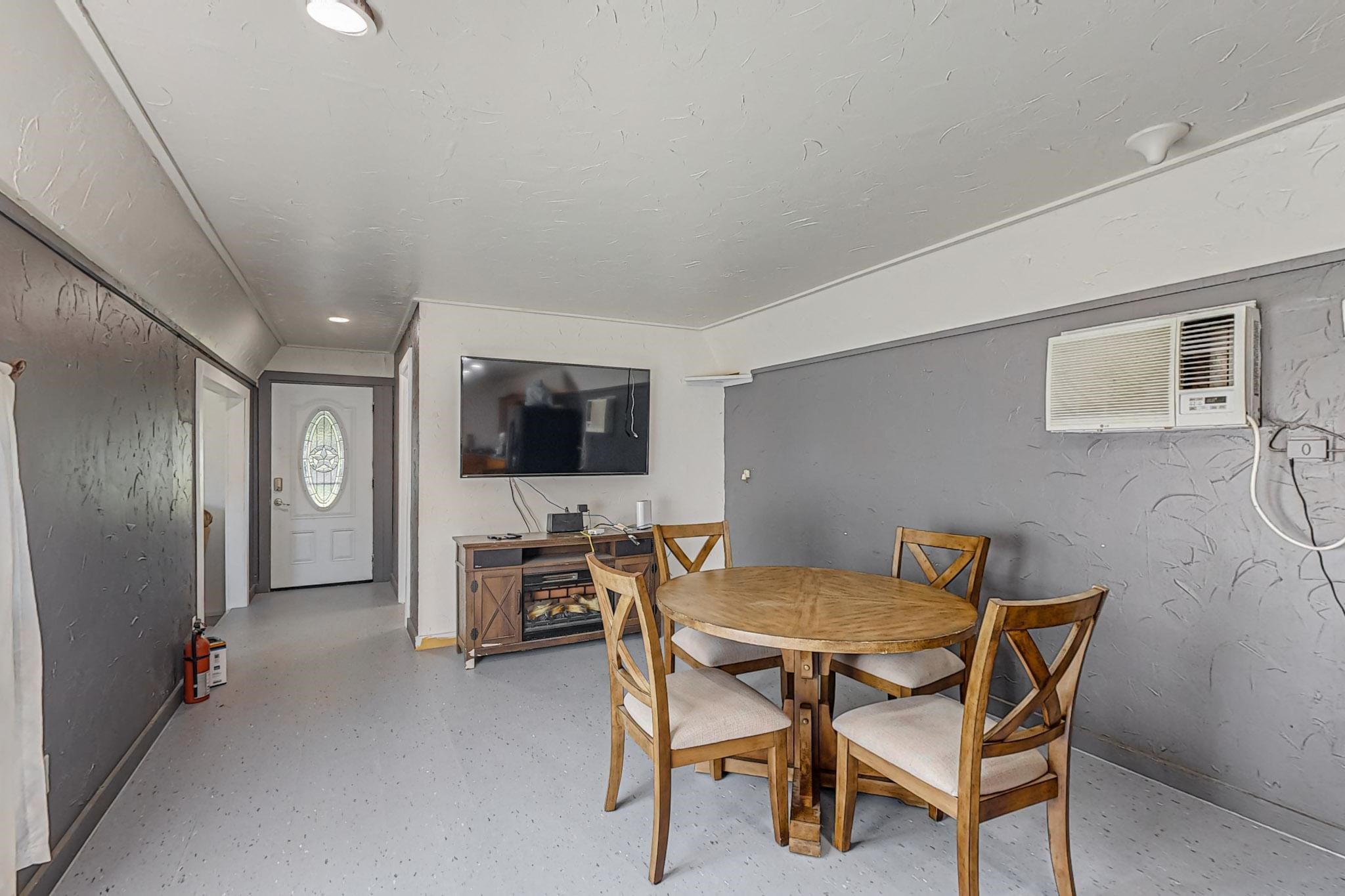 325 Teakwood Avenue Streetman TX 75859