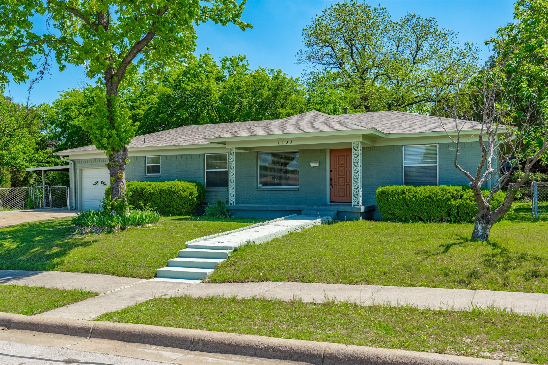 1733 Ransom Terrace Fort Worth TX 76112