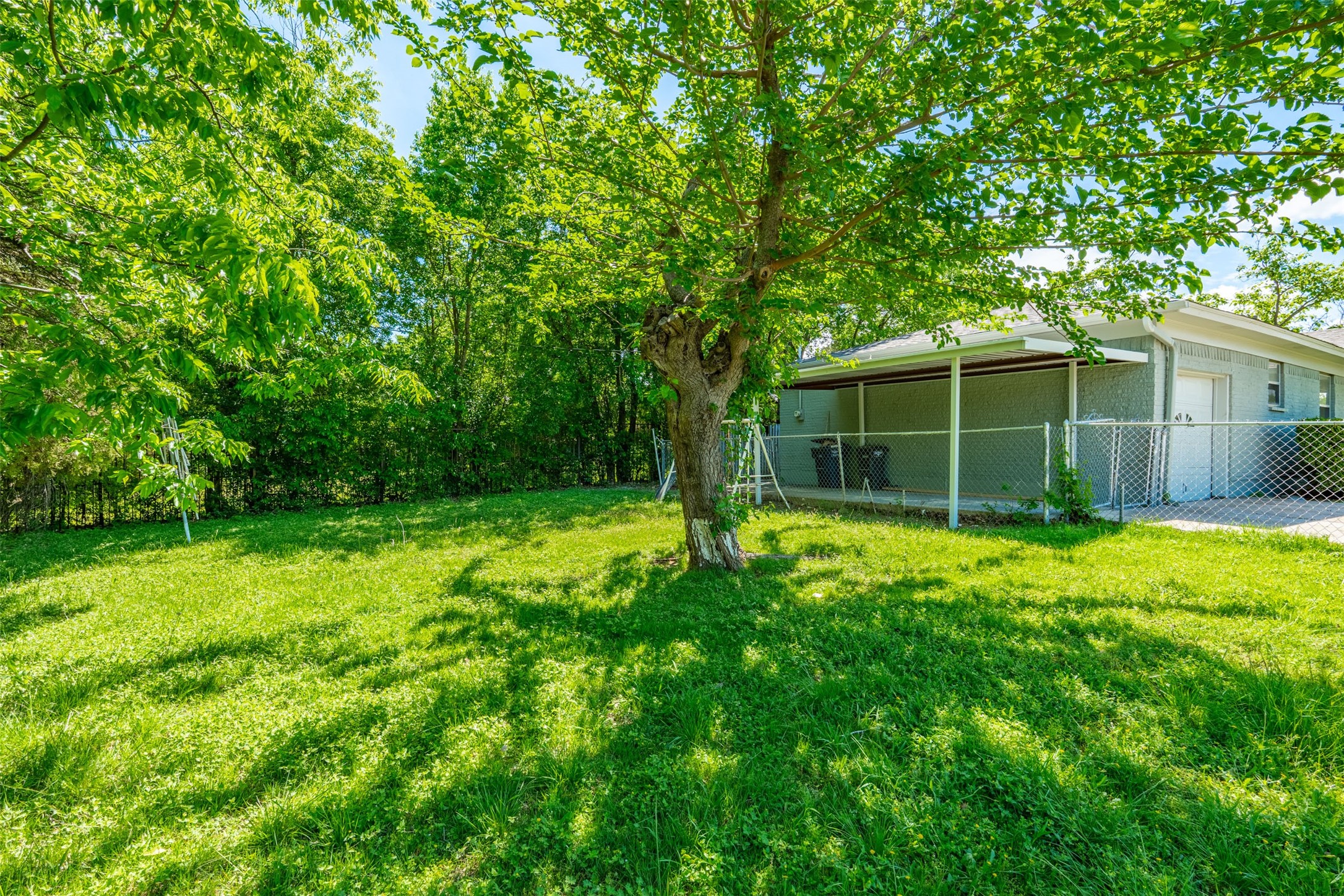 1733 Ransom Terrace Fort Worth TX 76112
