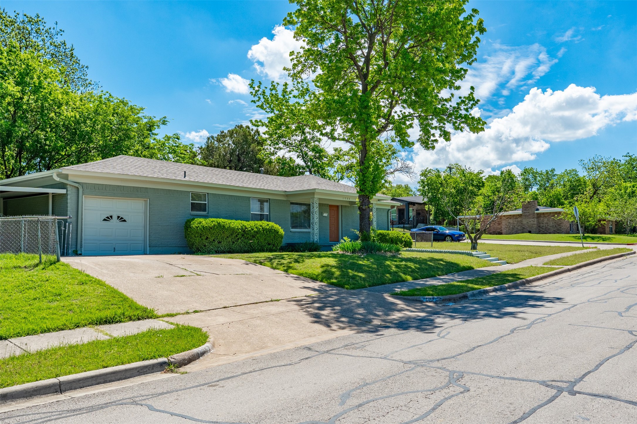 1733 Ransom Terrace Fort Worth TX 76112