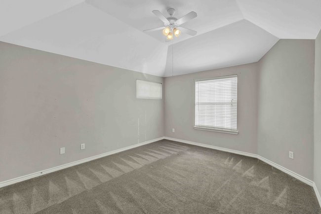 9102 Hogan Drive Rowlett TX 75089