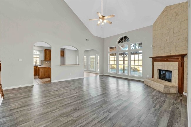 9102 Hogan Drive Rowlett TX 75089
