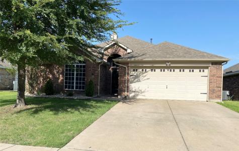 917 Chestnut Lane Saginaw TX 76179