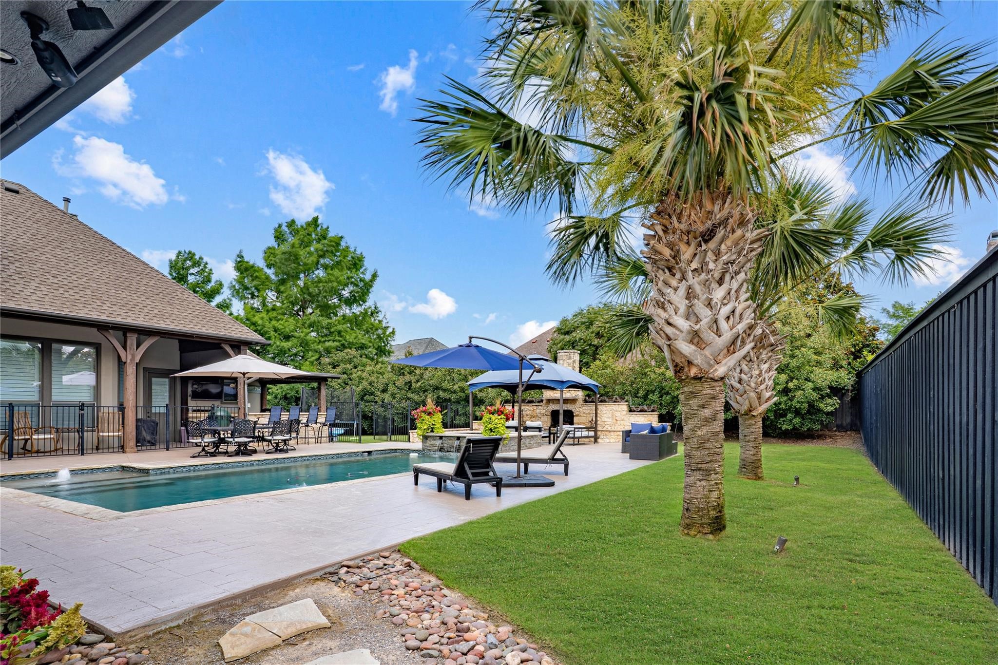 18 Siesta Circle Heath TX 75032