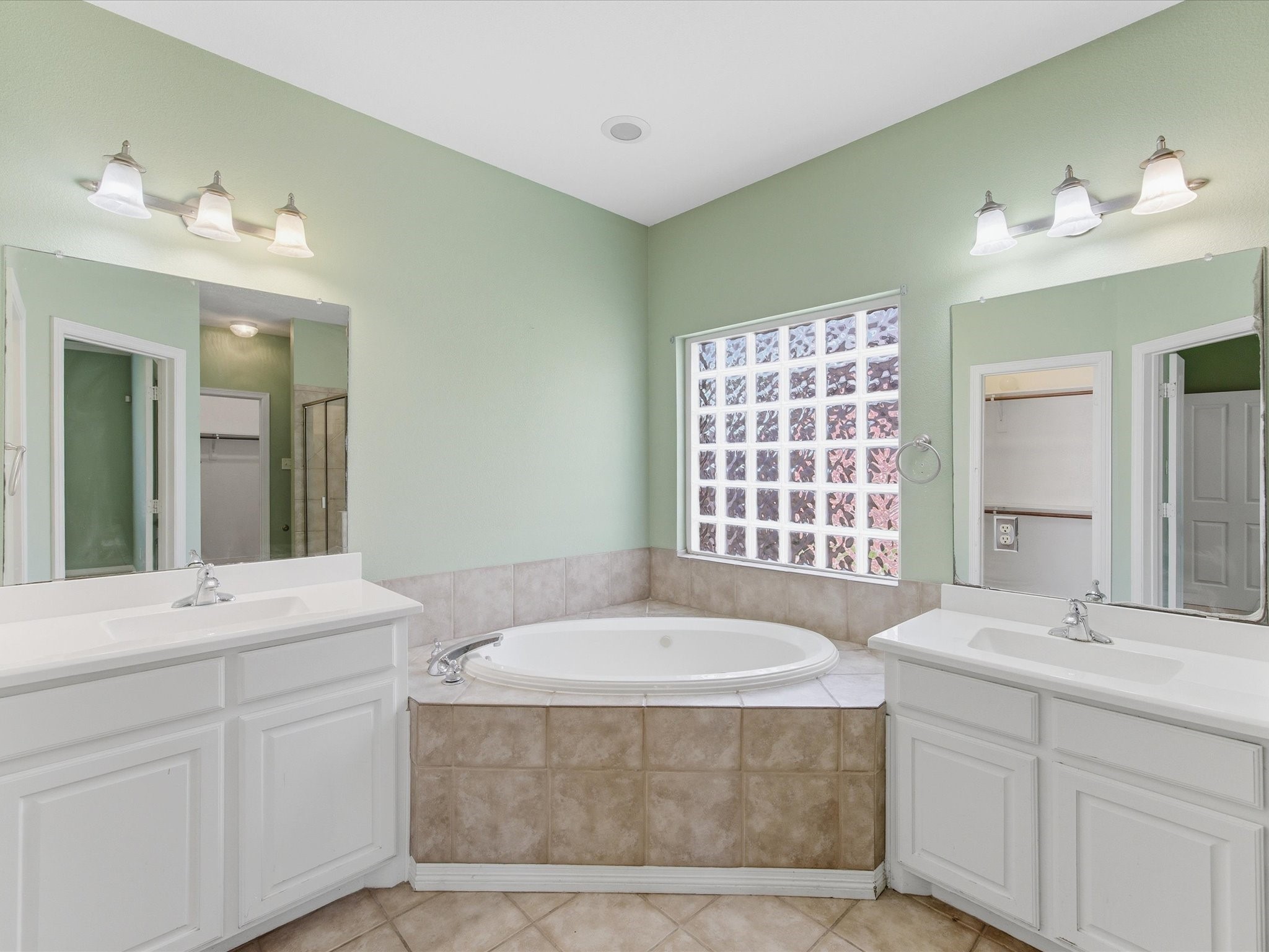 208 Red Wolf Lane Red Oak TX 75154