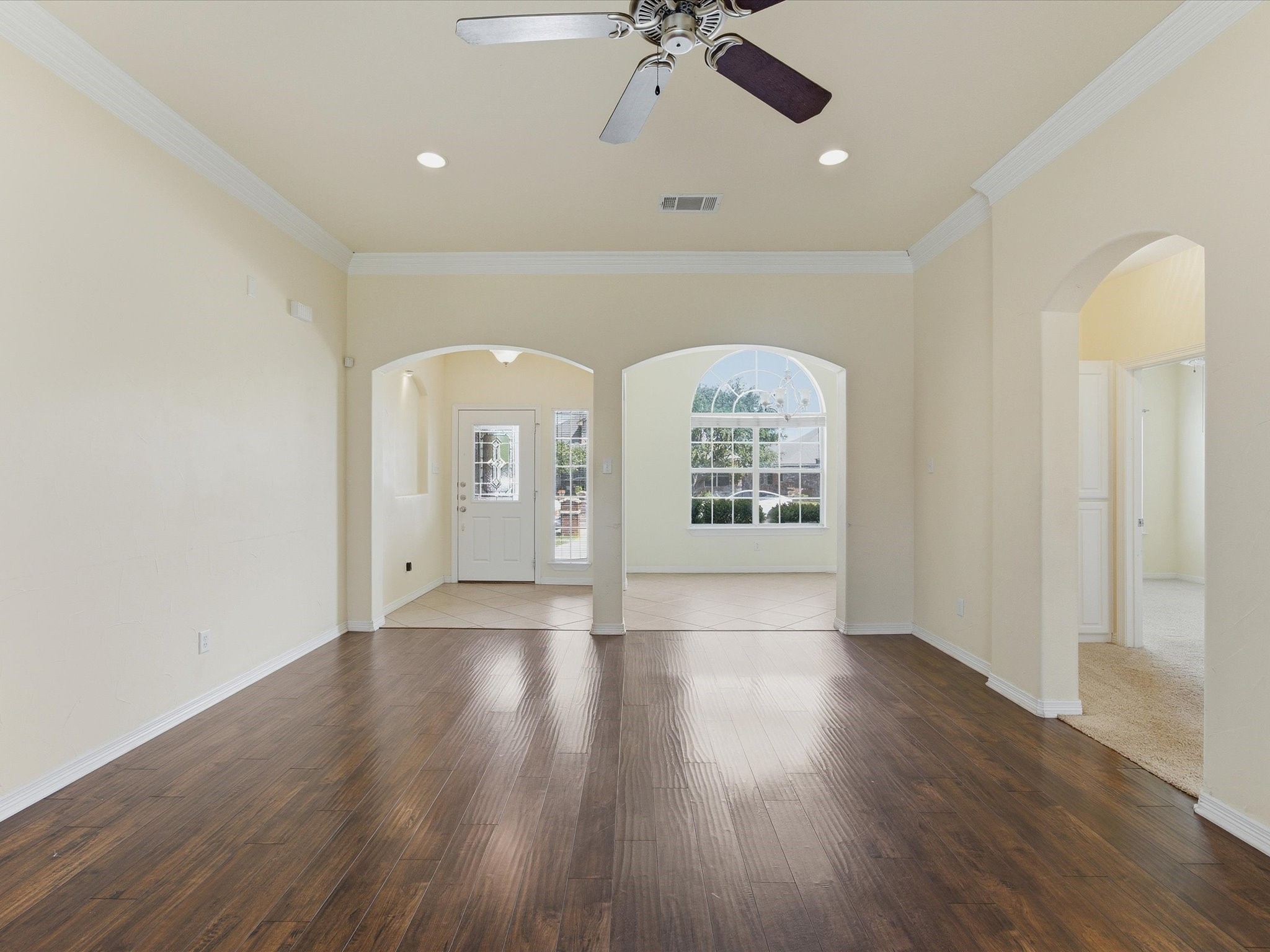 208 Red Wolf Lane Red Oak TX 75154