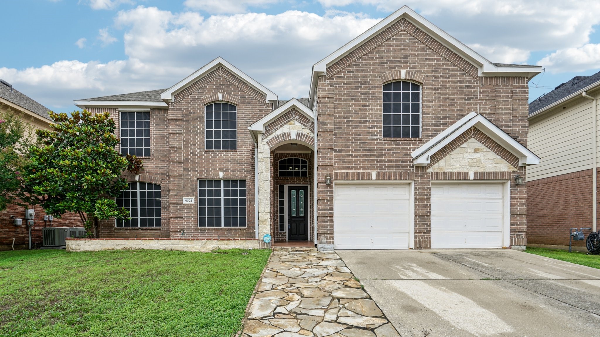 4703 Enchanted Bay Boulevard Arlington TX 76016