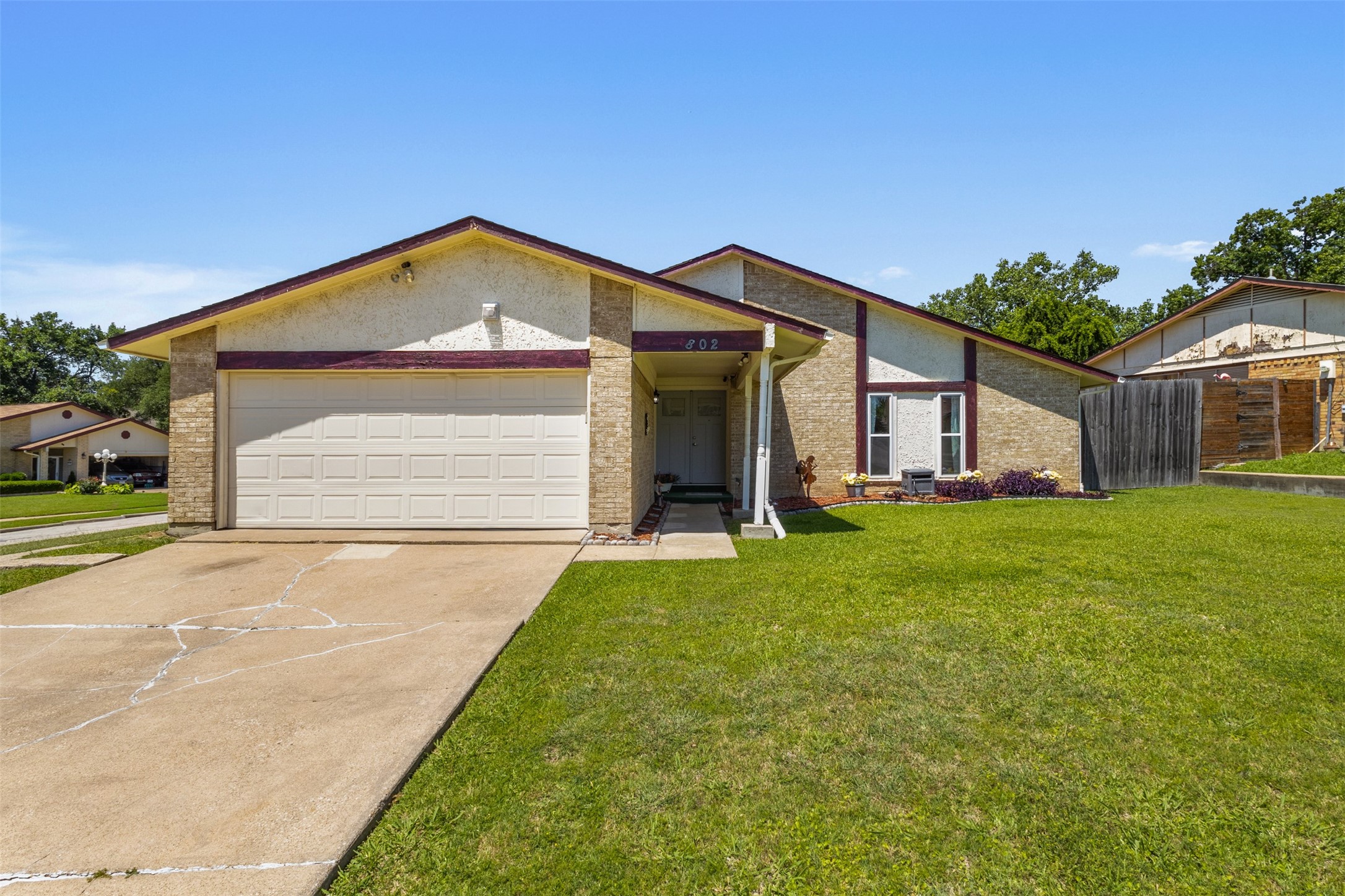 802 Via Balboa Mesquite TX 75150