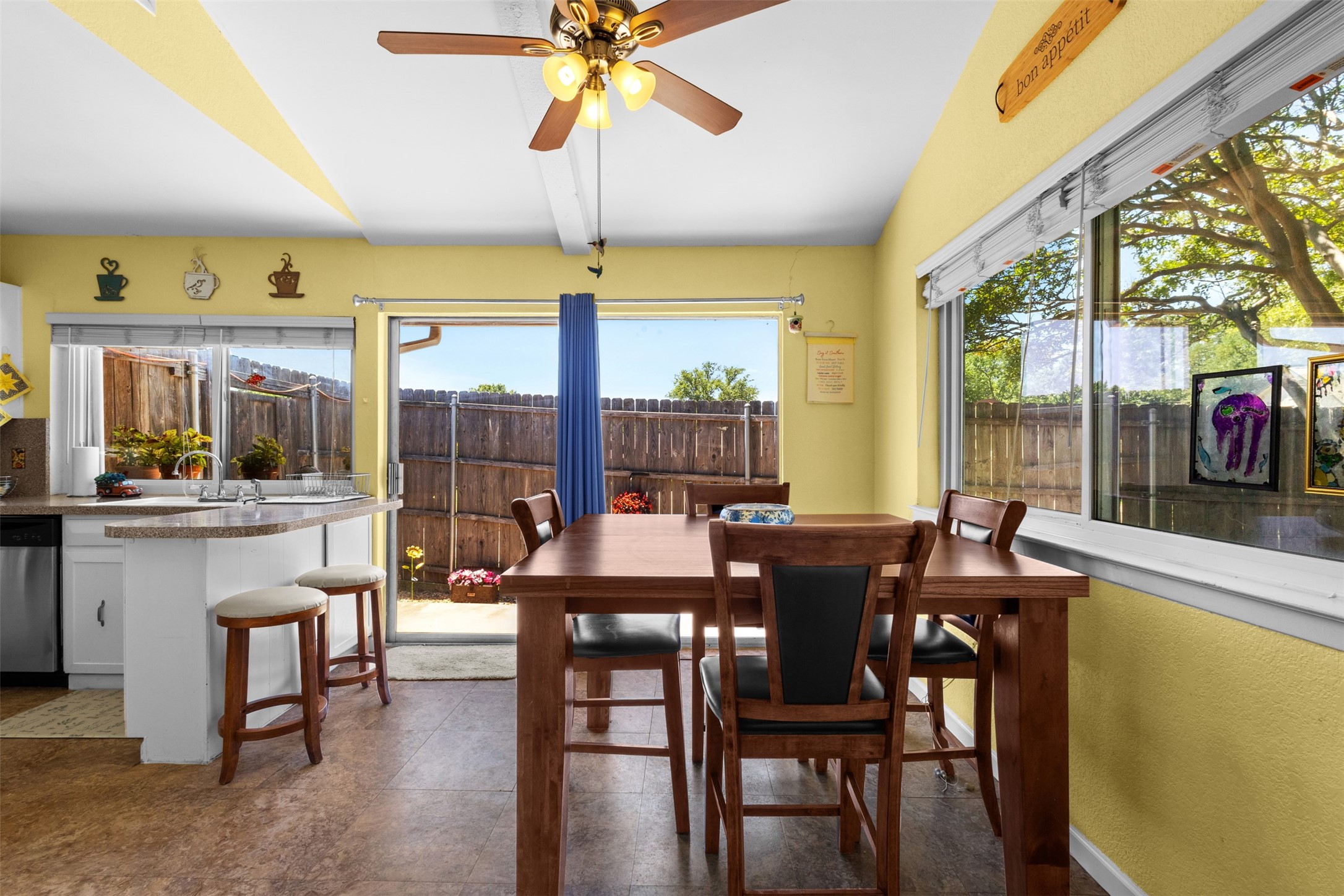 802 Via Balboa Mesquite TX 75150