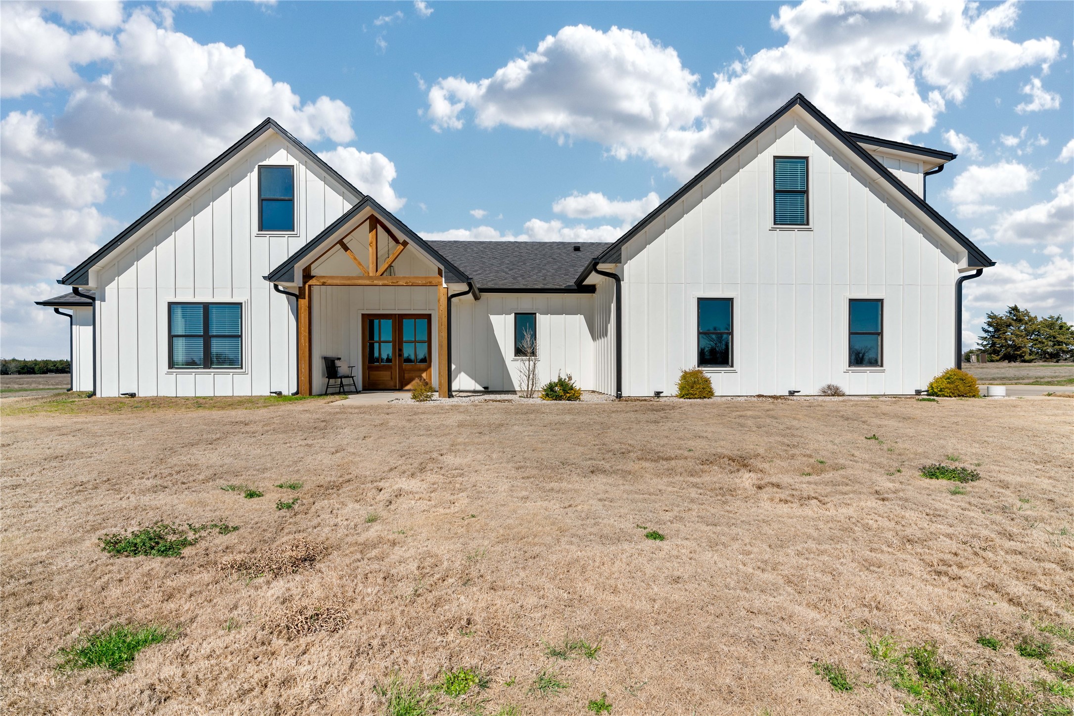 2402 County Road 13500 W Paris TX 75462