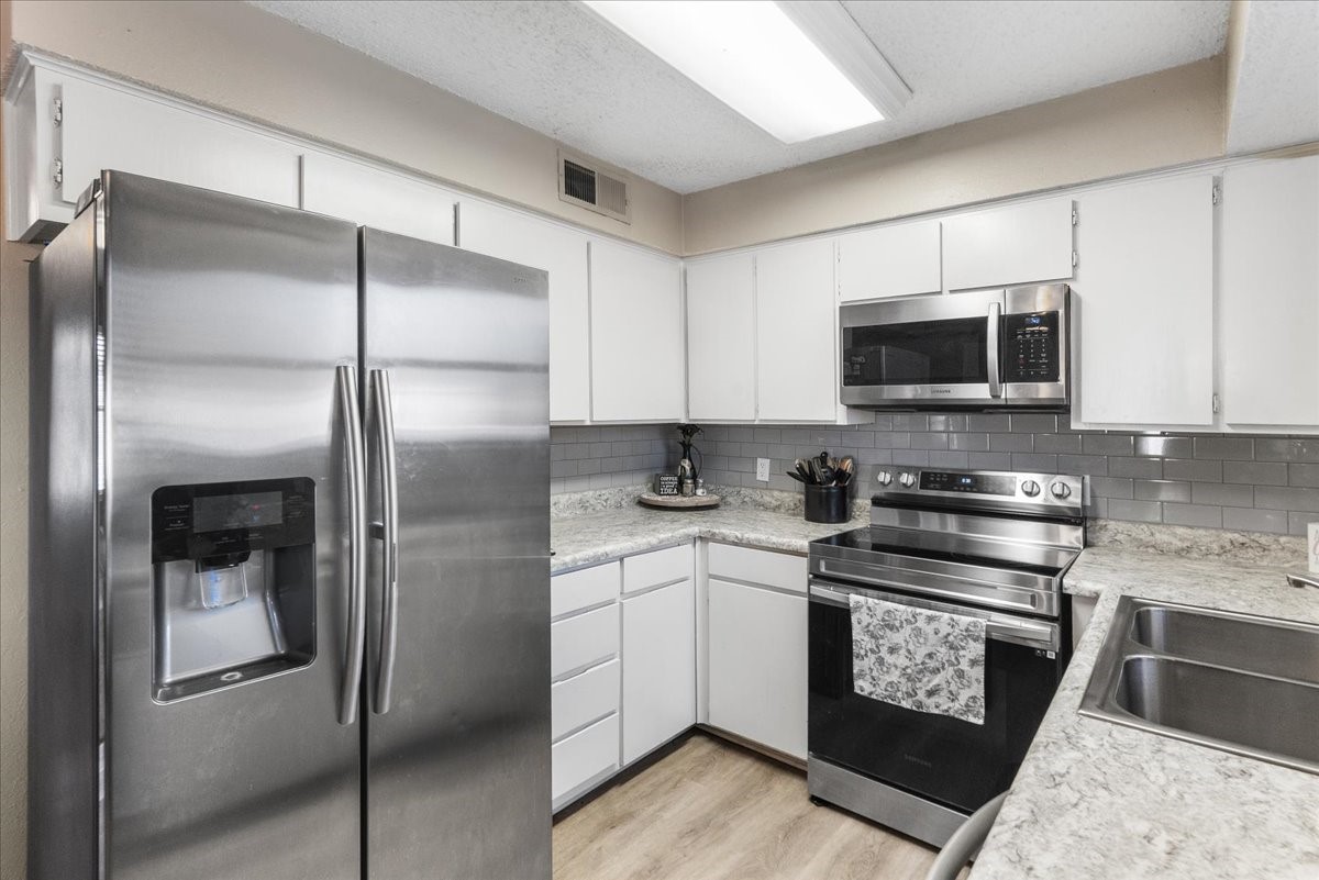 432 Post Oak Lane Burleson TX 76028