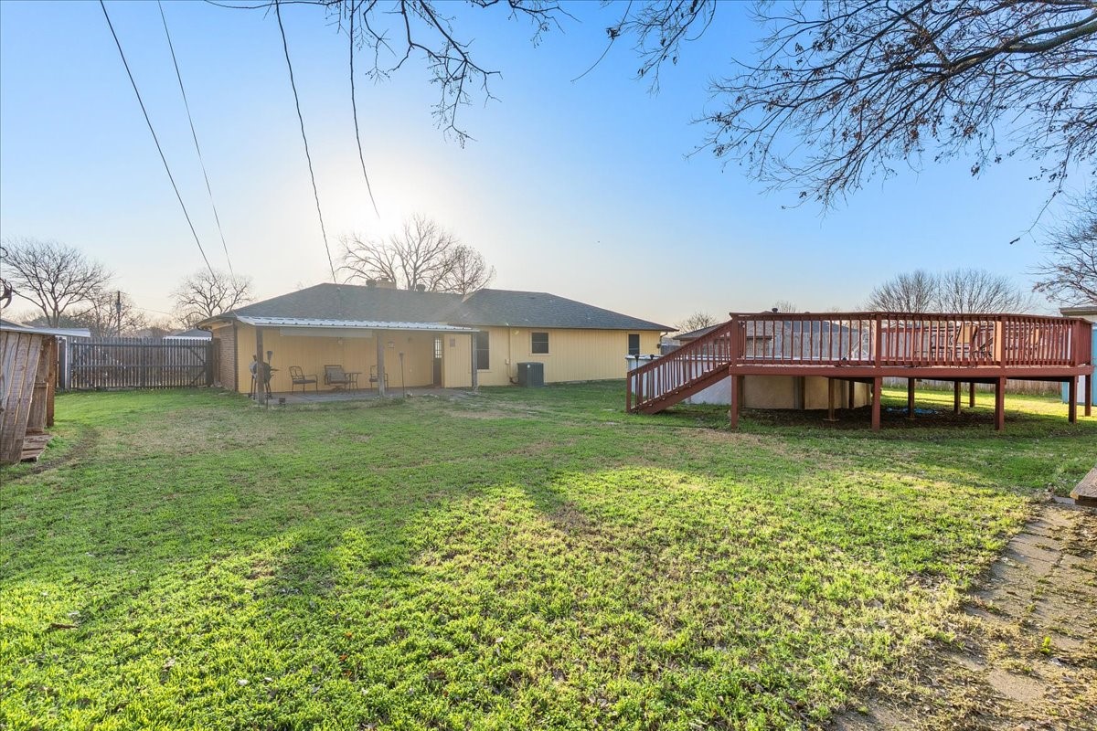 432 Post Oak Lane Burleson TX 76028