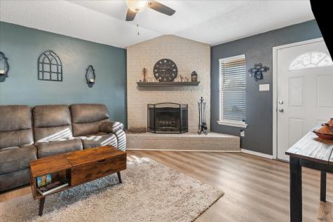 432 Post Oak Lane Burleson TX 76028