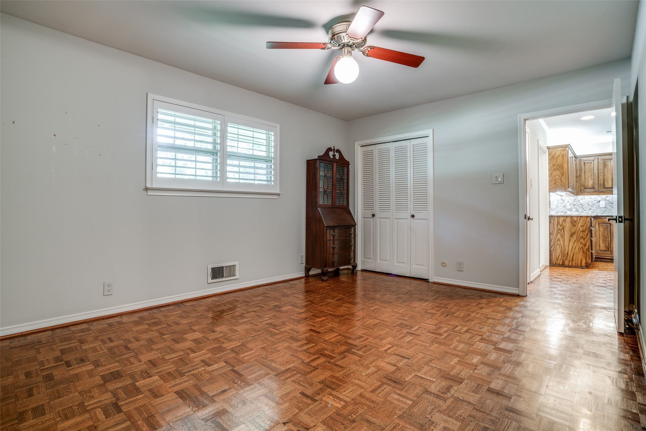 3740 Waldorf Drive Dallas TX 75229
