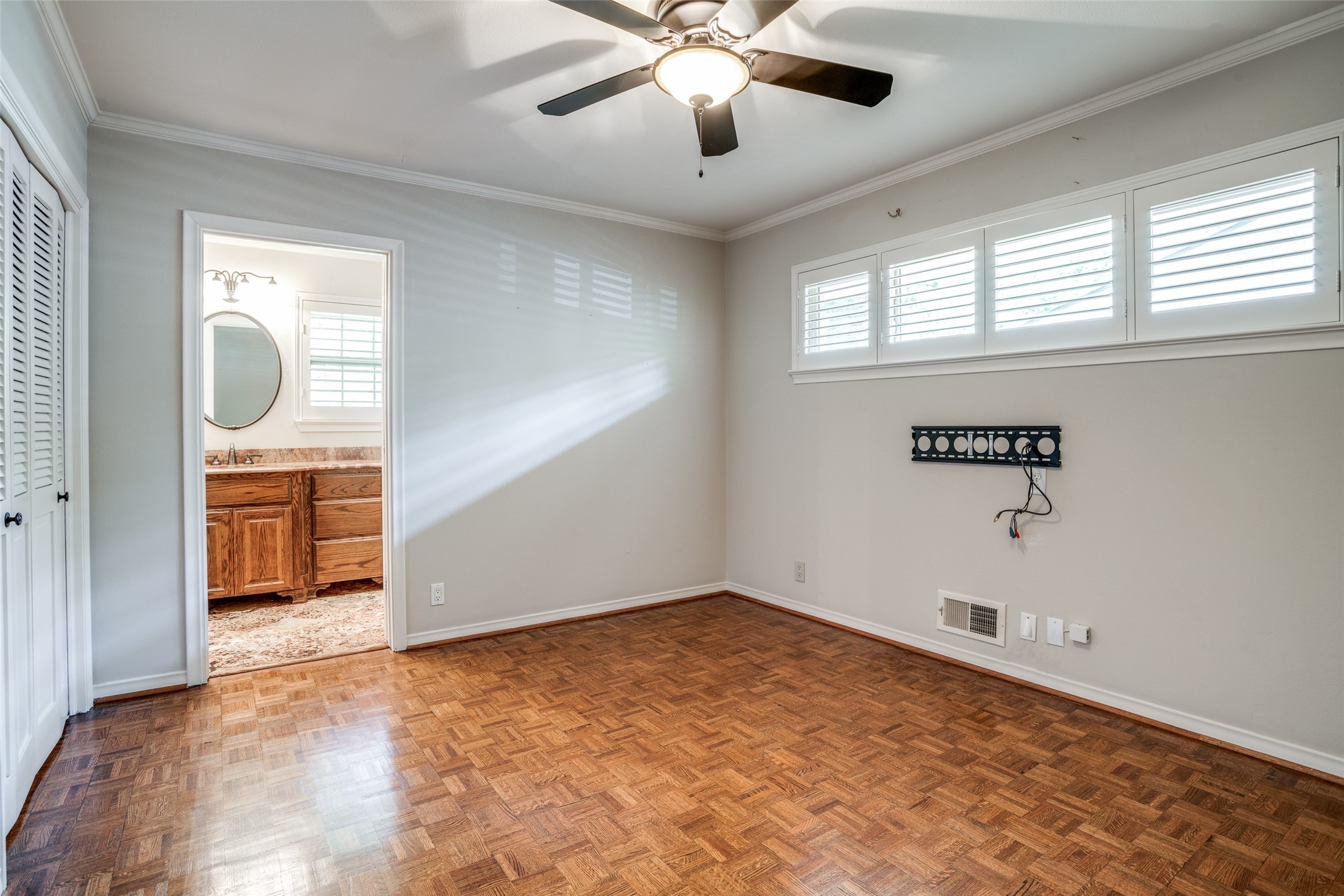 3740 Waldorf Drive Dallas TX 75229
