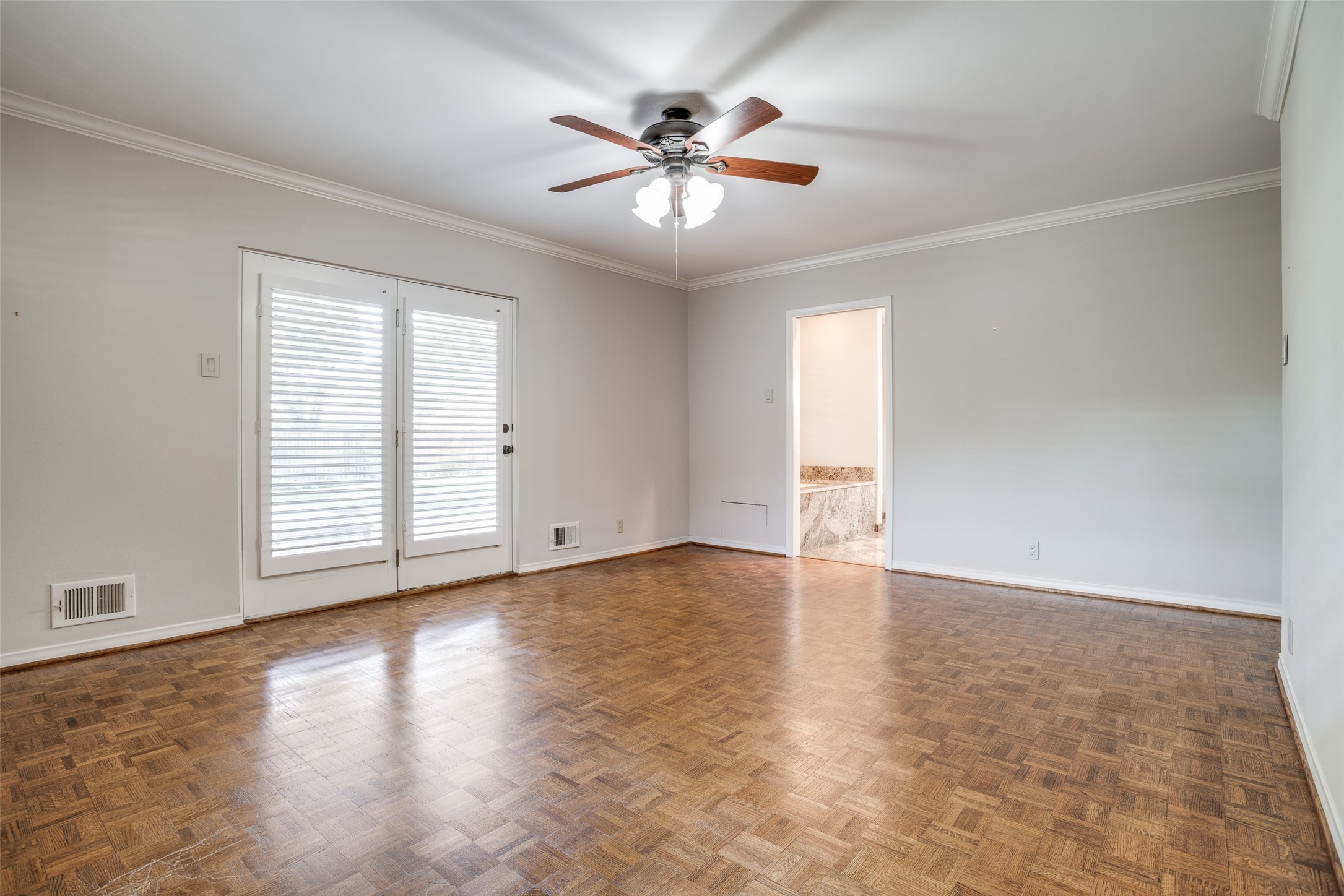 3740 Waldorf Drive Dallas TX 75229