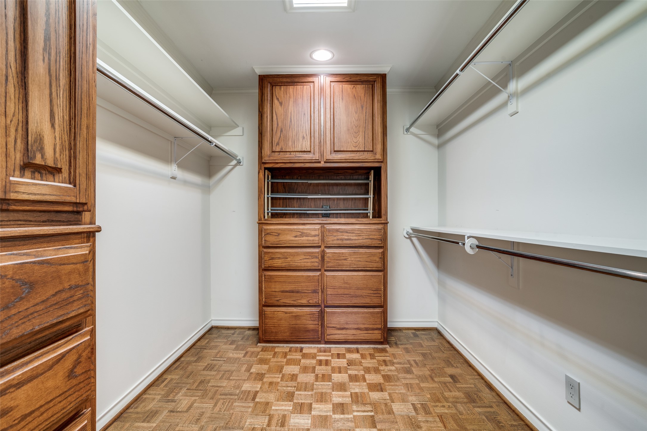 3740 Waldorf Drive Dallas TX 75229