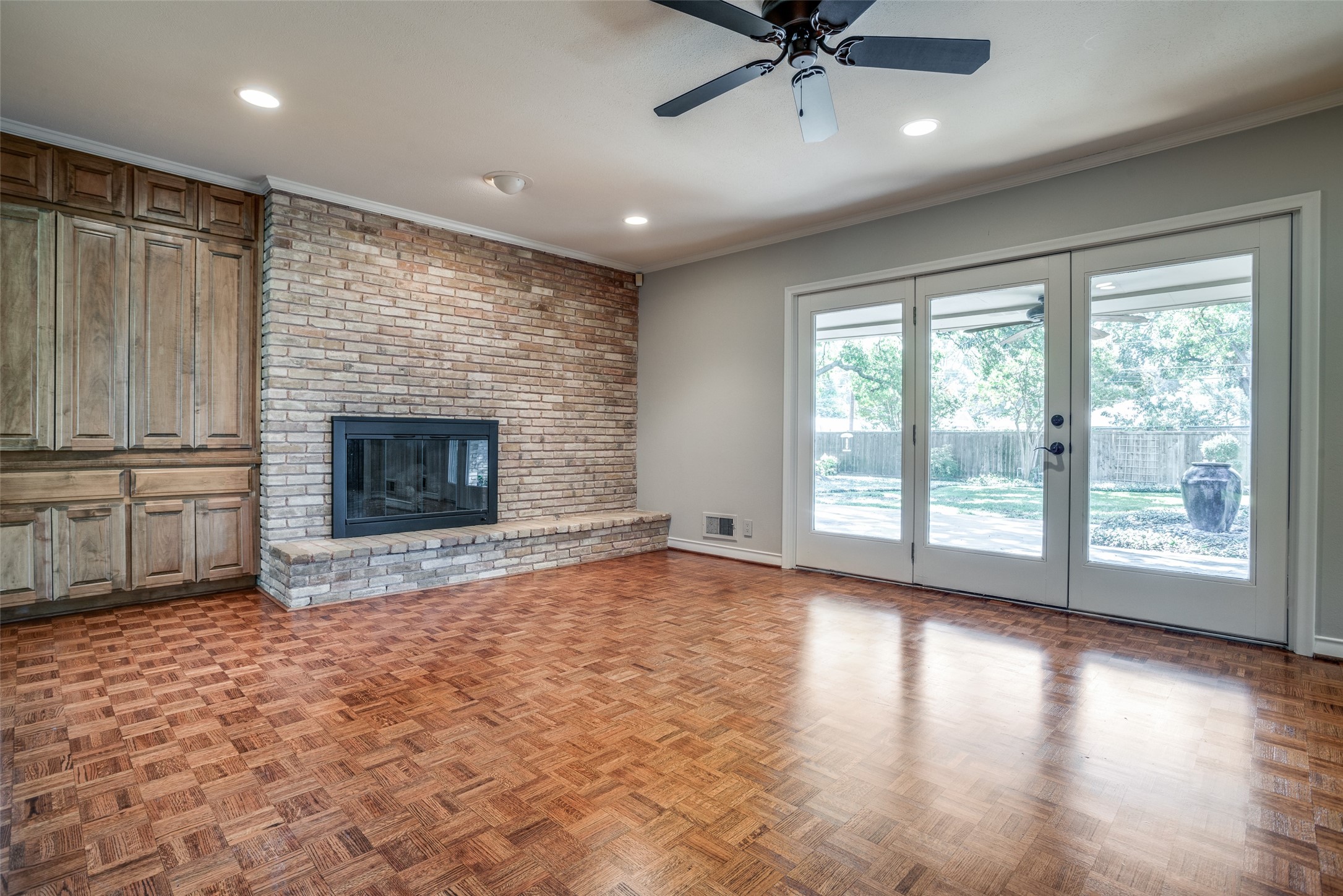 3740 Waldorf Drive Dallas TX 75229
