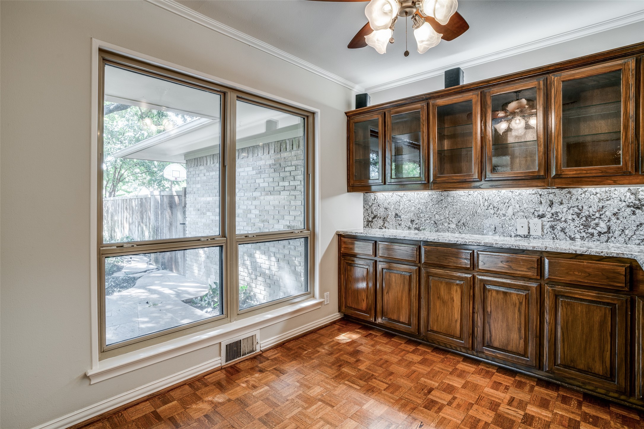 3740 Waldorf Drive Dallas TX 75229
