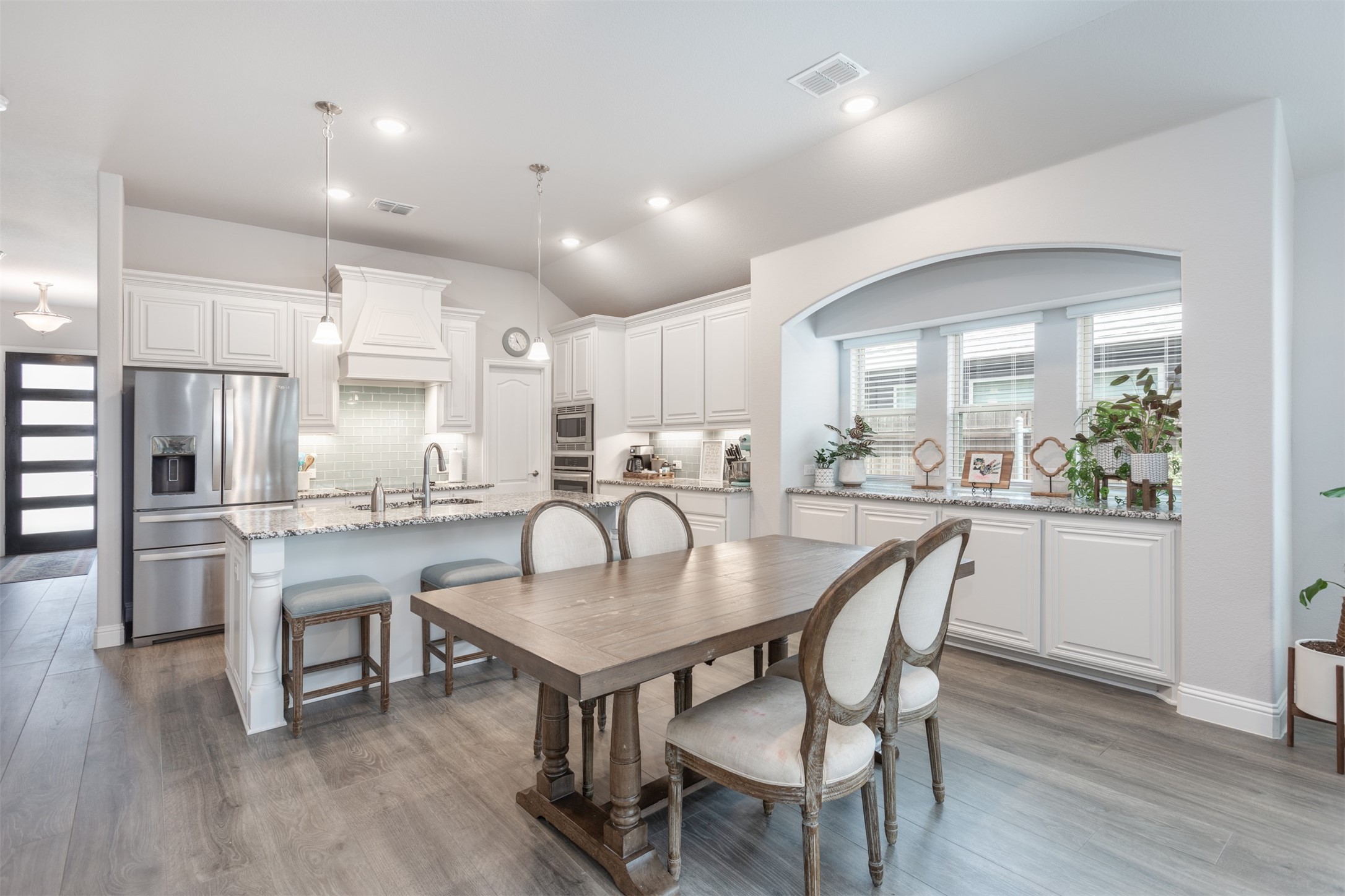 204 Garden Grove Drive Waxahachie TX 75165