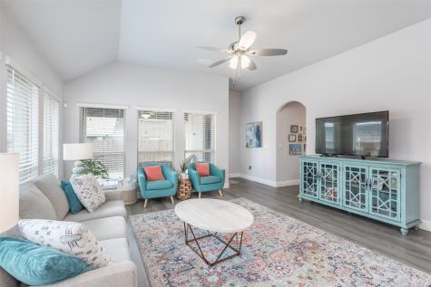 204 Garden Grove Drive Waxahachie TX 75165