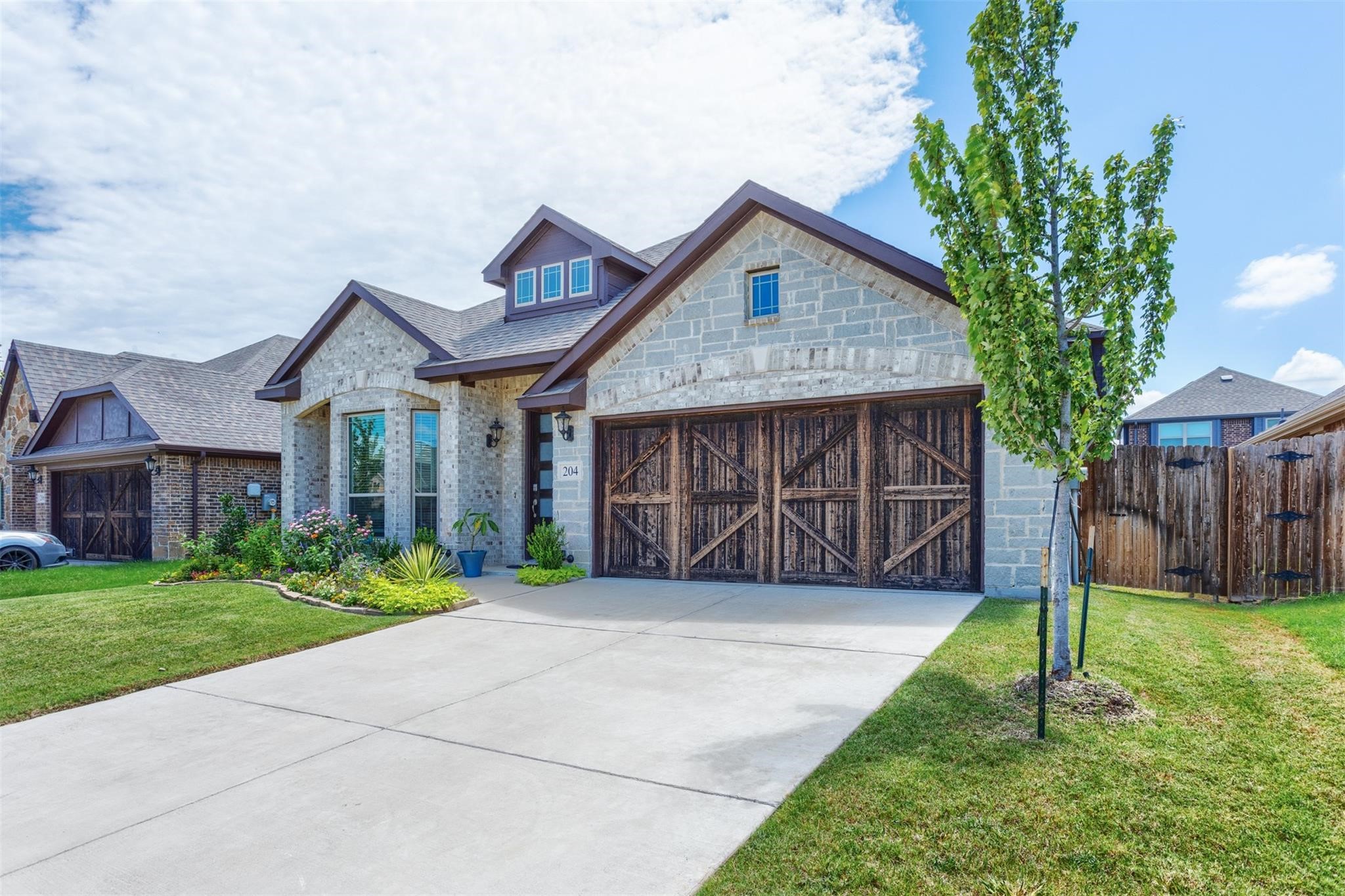 204 Garden Grove Drive Waxahachie TX 75165