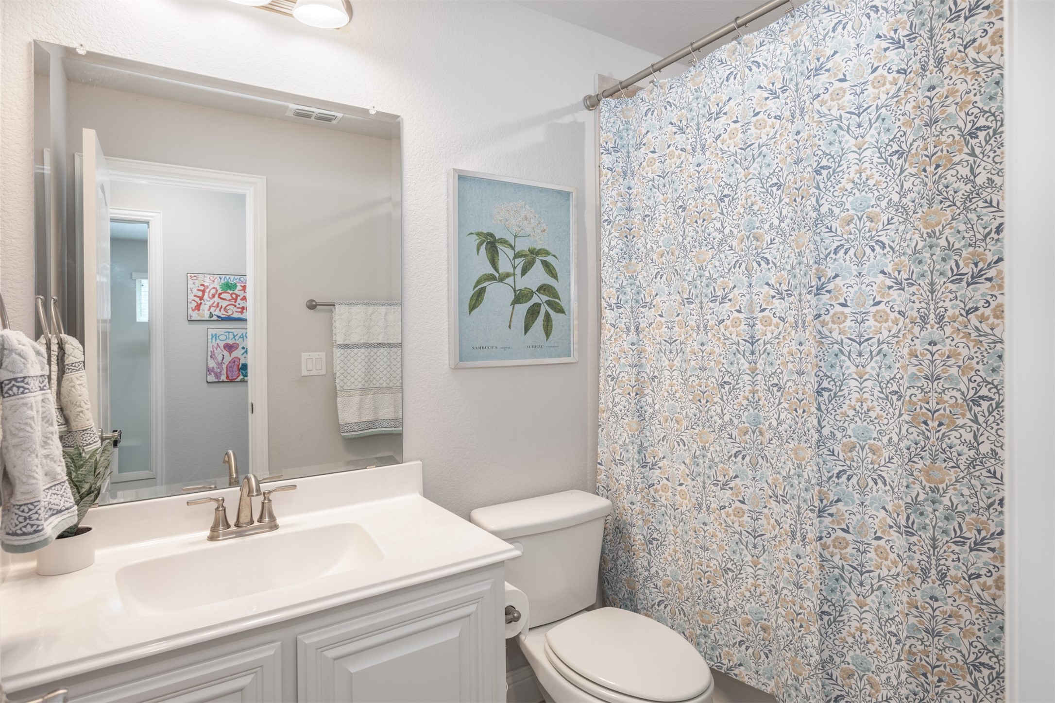 204 Garden Grove Drive Waxahachie TX 75165
