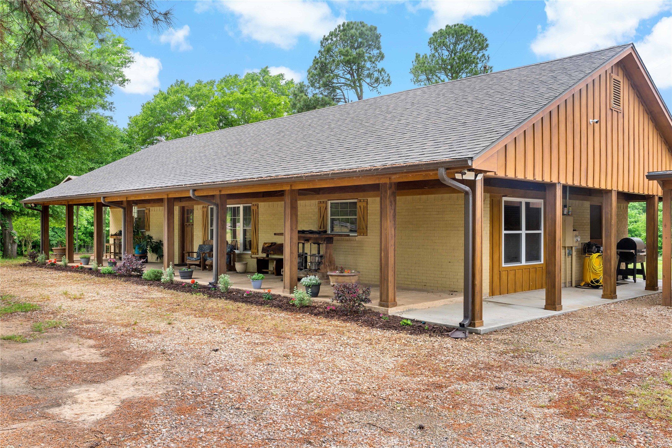 10860 Farm Road 197 Arthur City TX 75411