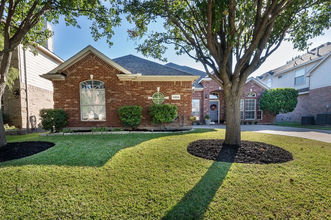 5304 Quail Creek Court Fort Worth TX 76244