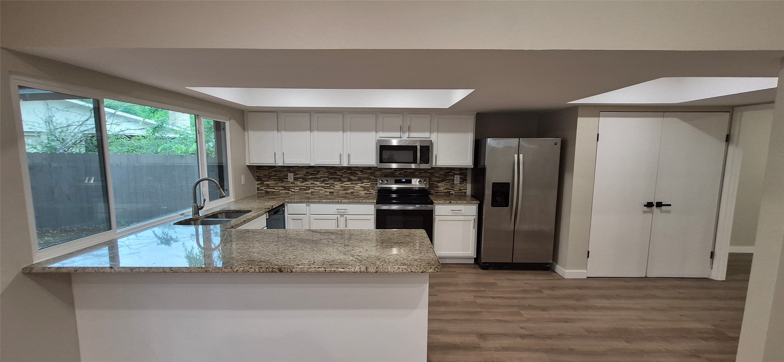 3317 S Edelweiss Drive Grand Prairie TX 75052