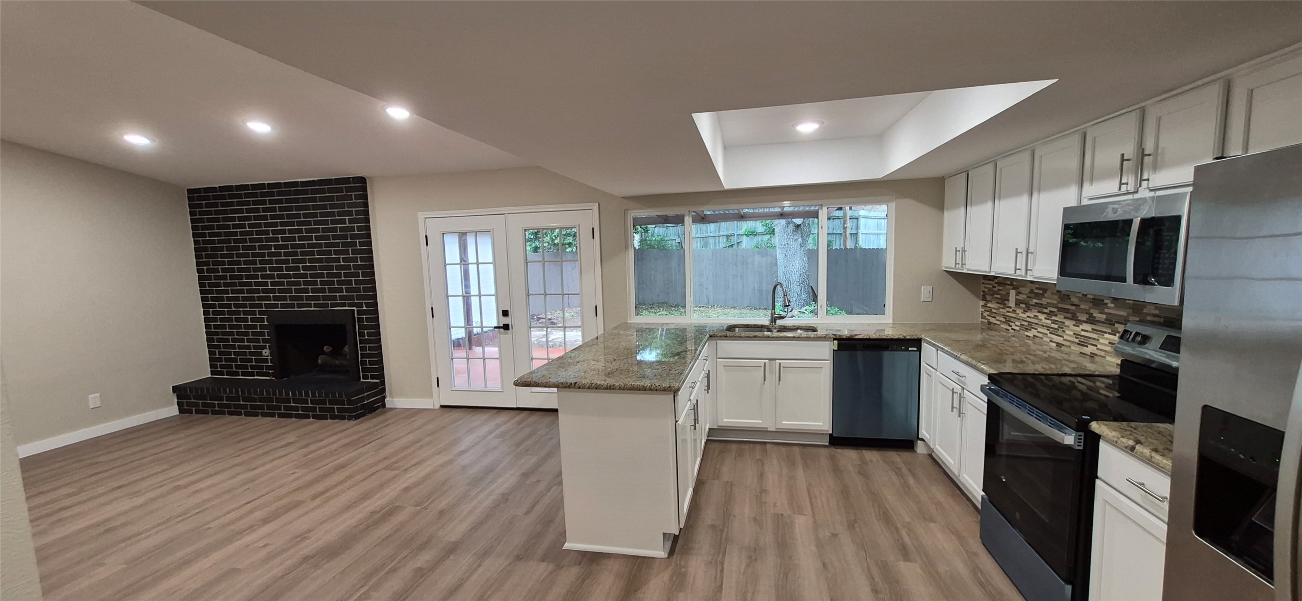 3317 S Edelweiss Drive Grand Prairie TX 75052