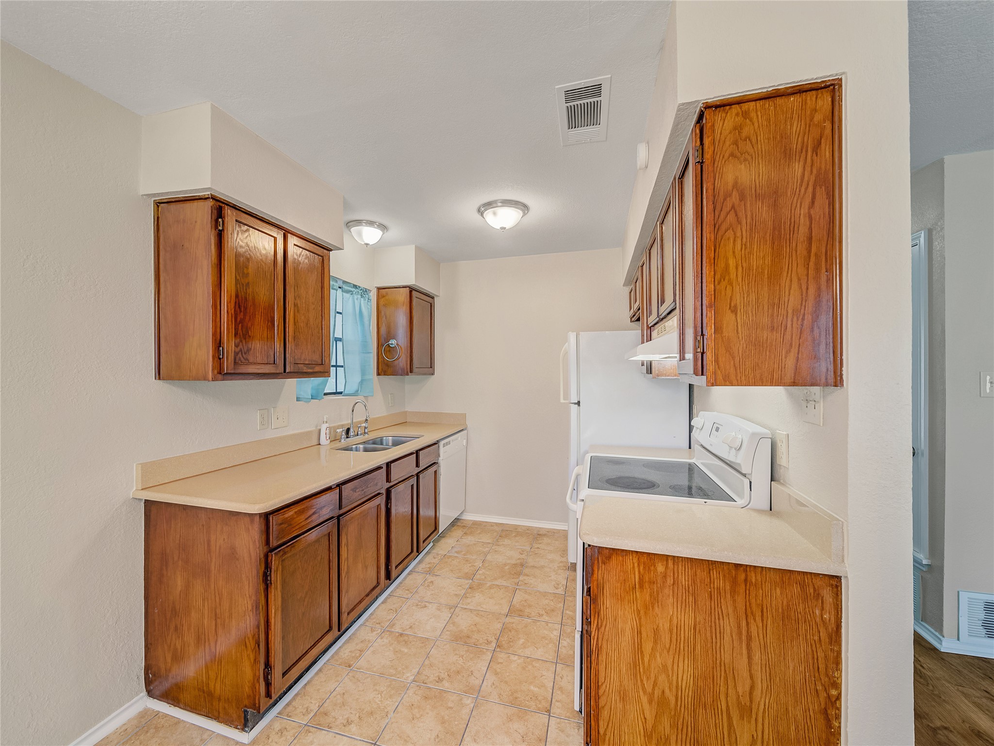 10032 Lone Eagle Drive Fort Worth TX 76108