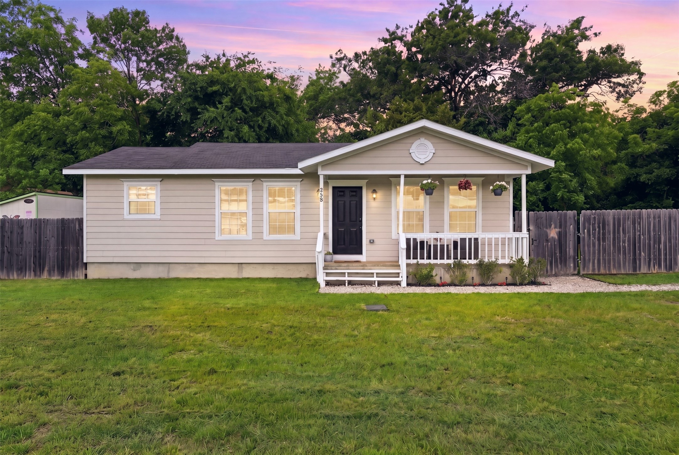 258 Spring Valley Circle Azle TX 76020